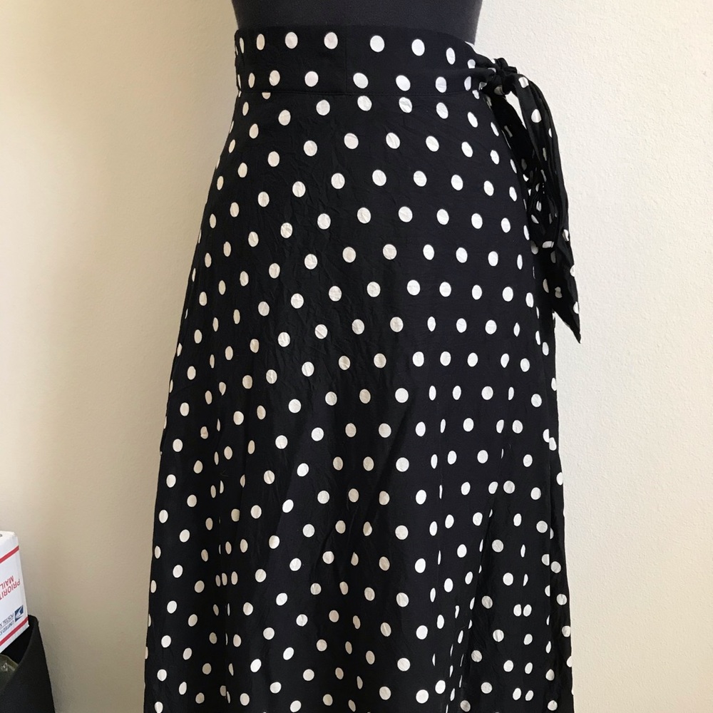 Black and White Polka dot side-tie skirt - XS